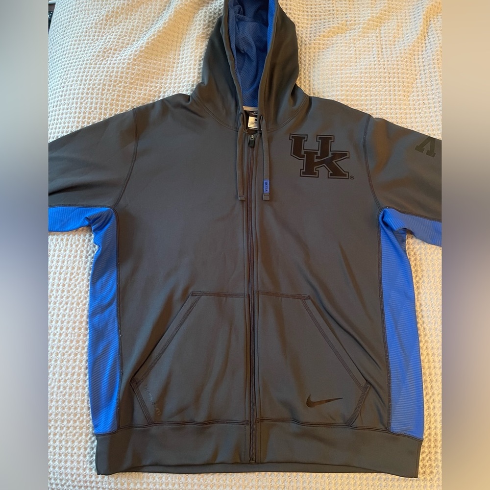 Kentucky Therma-Fit Men’s Hoodie Size Large
